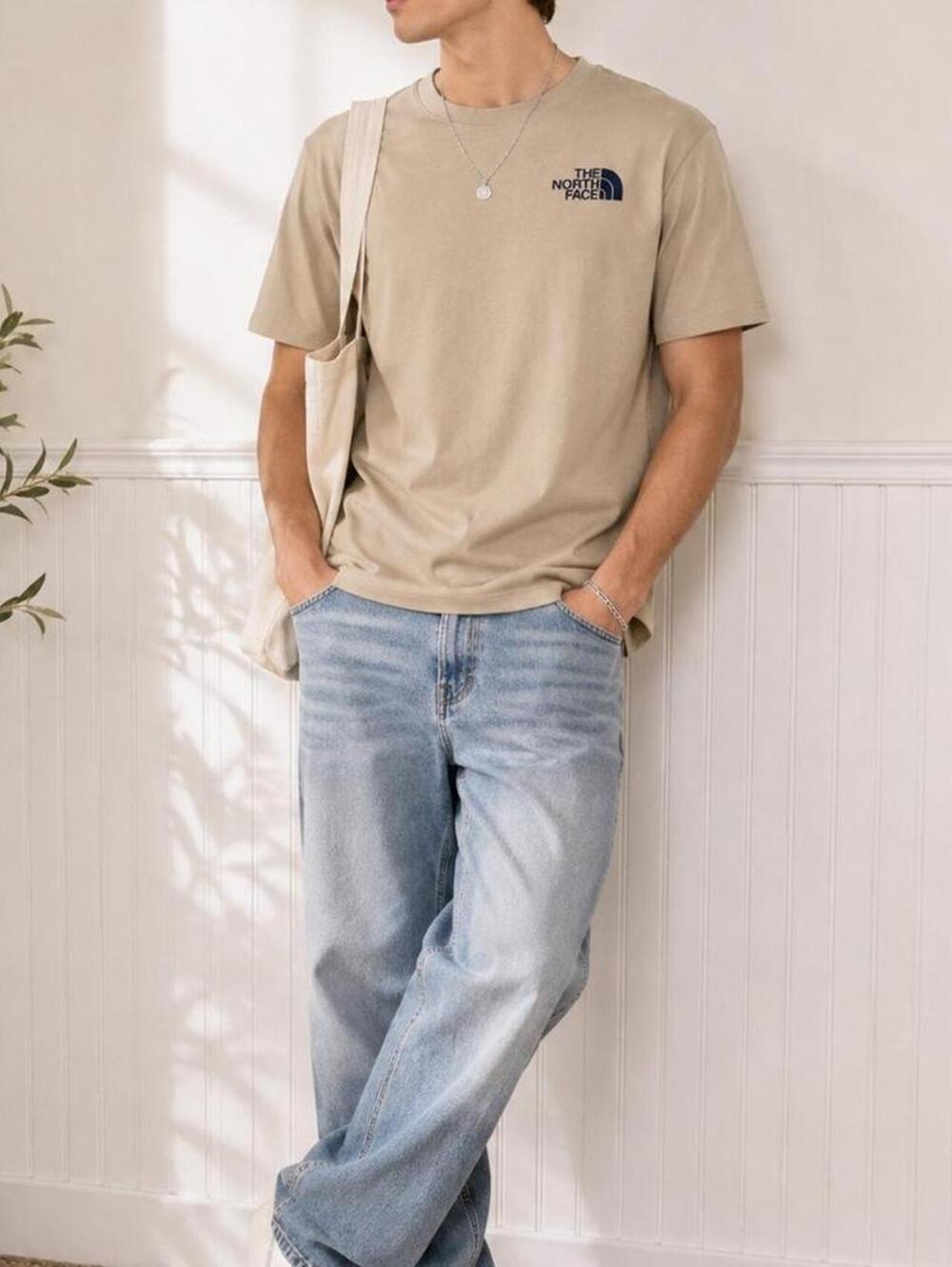 The North Face Men's Graphic Short Sleeve T-Shirt in Beige